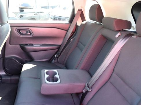 Used 2024 Nissan Rogue S image 20