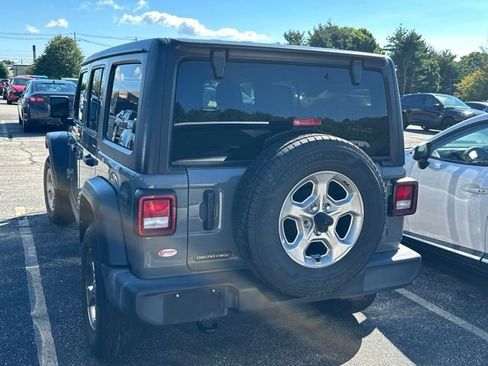Used 2021 Jeep Wrangler Unlimited Sport AWD/4WD image 4