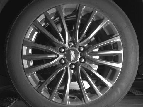 Used 2025 Cadillac Escalade Sport Platinum w/ LPO, Floor Liner Package AWD/4WD image 10