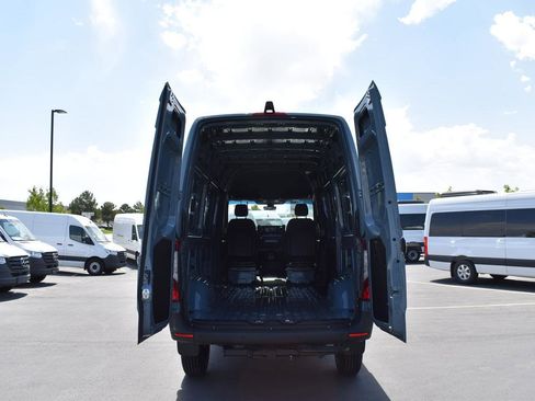 New 2025 Mercedes-Benz Sprinter 2500 image 7