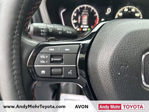 Used 2023 Honda Pilot TrailSport image 16