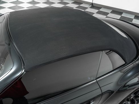 Used 2023 Bentley Continental GT V8 image 41