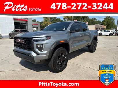 Used 2025 GMC Canyon Elevation w/ Convenience Package