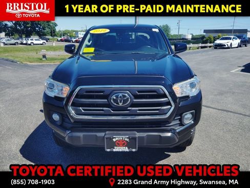 Certified 2019 Toyota Tacoma SR5 AWD/4WD image 2