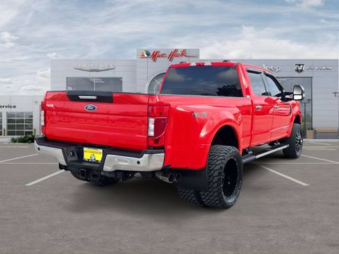 Used 2021 Ford F350 XLT w/ XLT Premium Package AWD/4WD image 5