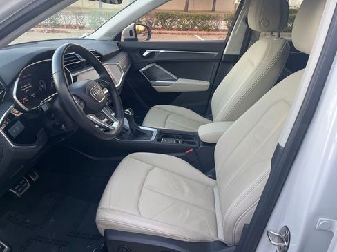 Used 2020 Audi Q3 2.0T Premium Plus w/ Premium Plus Package image 15