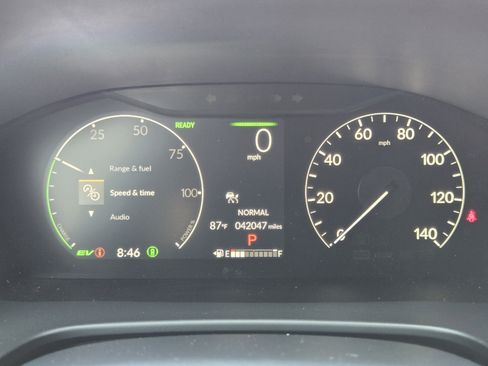 Used 2024 Honda CR-V Sport Touring image 12