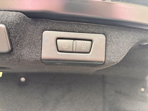 Used 2021 Maserati Quattroporte S GranLusso image 35