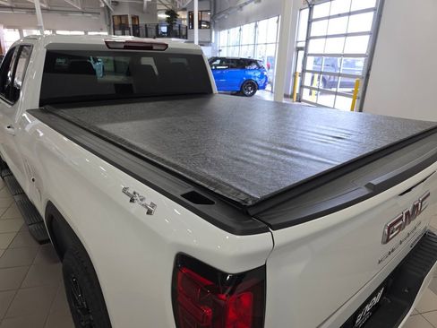 Used 2026 GMC Sierra 1500 Elevation AWD/4WD image 4
