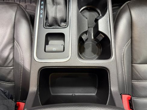 Used 2017 Ford Escape Titanium image 13