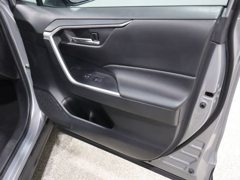 Used 2021 Toyota RAV4 XLE Premium AWD/4WD image 25