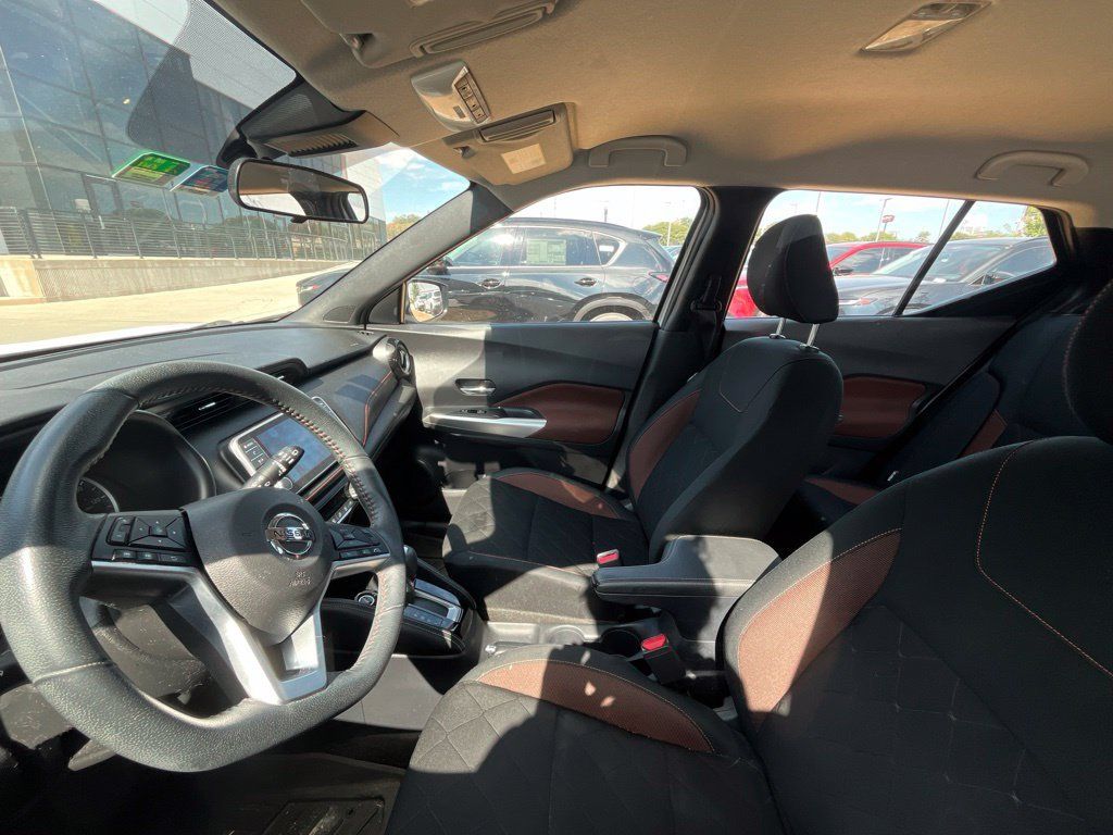 Used 2020 Nissan Kicks SR FWD image 5