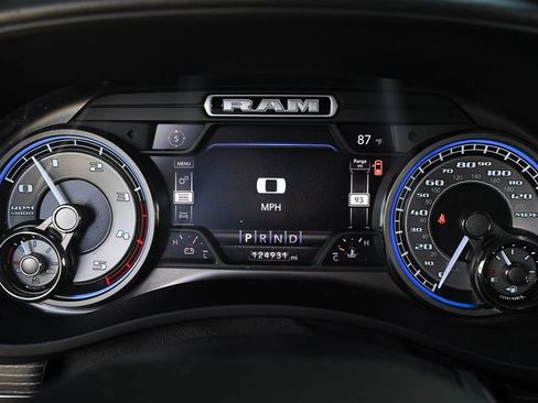 Used 2020 RAM 2500 Limited image 20