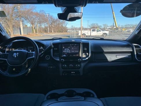 Used 2024 RAM 3500 Big Horn image 25