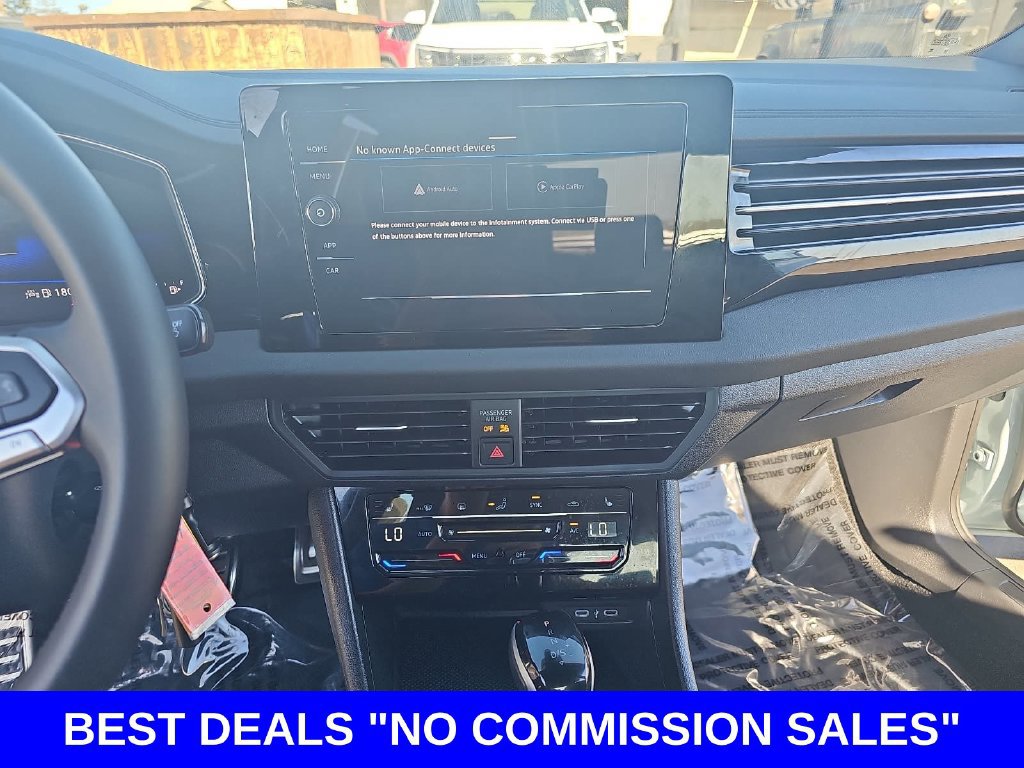 Used 2025 Volkswagen Jetta Sport FWD image 19