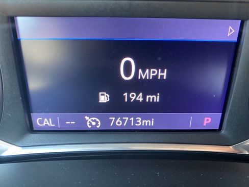 Used 2019 Chevrolet Equinox Premier image 5