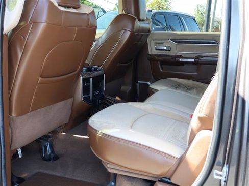 Used 2019 RAM 3500 Laramie image 11