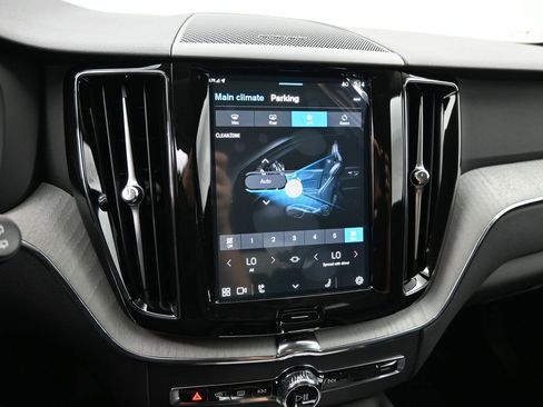 New 2025 Volvo XC60 B5 Plus w/ Protection Package Premier image 14