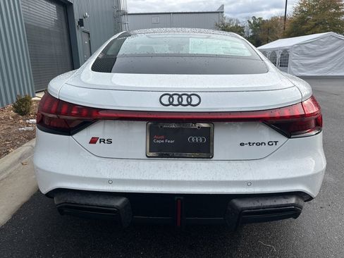 New 2026 Audi RS e-tron GT performance image 7