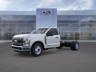 New 2025 Ford F350 XL w/ XL Chrome Package