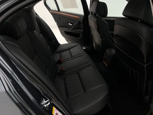 Used 2008 BMW 550i Sedan image 14