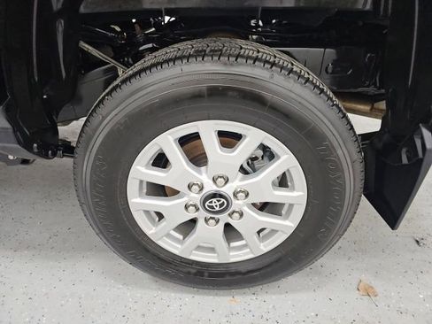 Certified 2024 Toyota Tacoma SR image 11