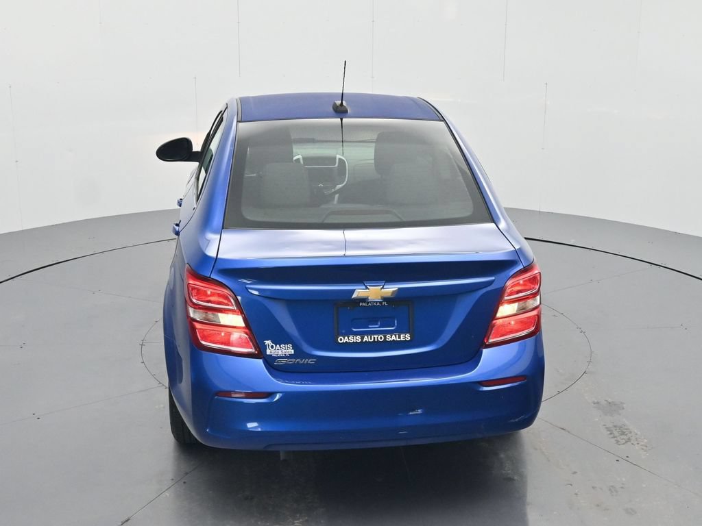 Used 2018 Chevrolet Sonic LT FWD image 32