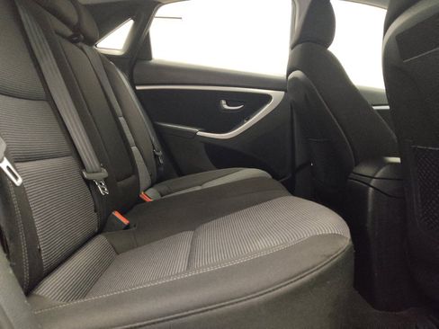 Used 2016 Hyundai Elantra GT FWD image 19