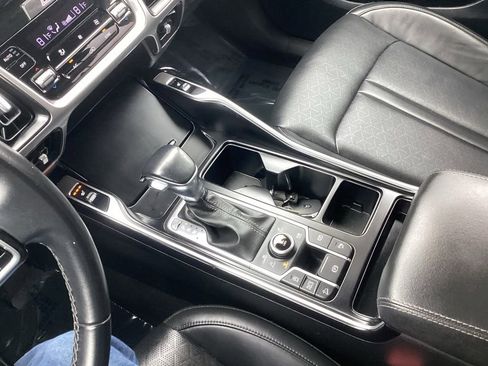Certified 2023 Kia Sorento X-Line EX AWD/4WD image 28