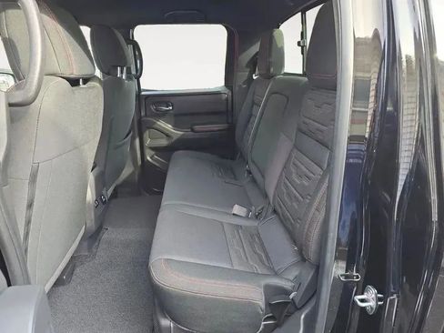 Used 2025 Nissan Frontier PRO-4X w/ Pro Convenience Package image 13