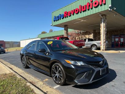 Used 2019 Toyota Camry SE