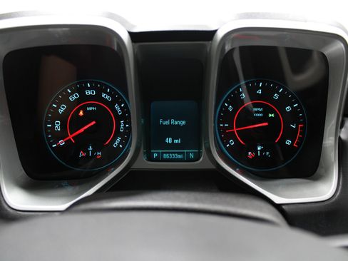 Used 2015 Chevrolet Camaro LS RWD image 24