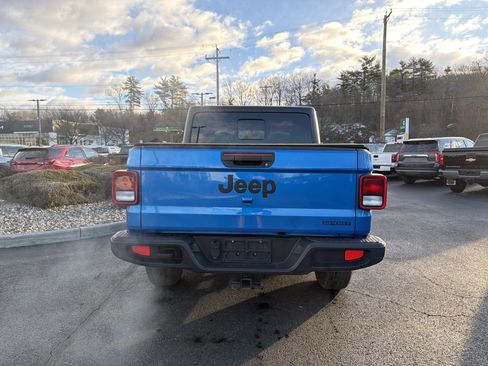 Used 2020 Jeep Gladiator Sport w/ Quick Order Package 24S image 7