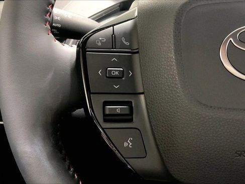 New 2026 Toyota Prius XSE Premium FWD image 18