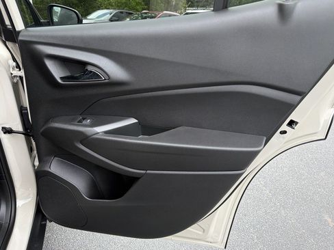 New 2026 Chevrolet Trax RS w/ Driver Confidence Package FWD image 16