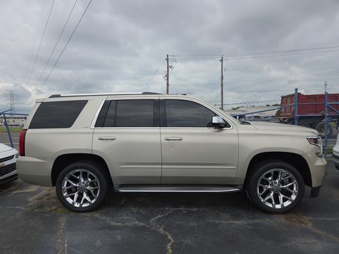 Used 2015 Chevrolet Tahoe LTZ RWD image 5