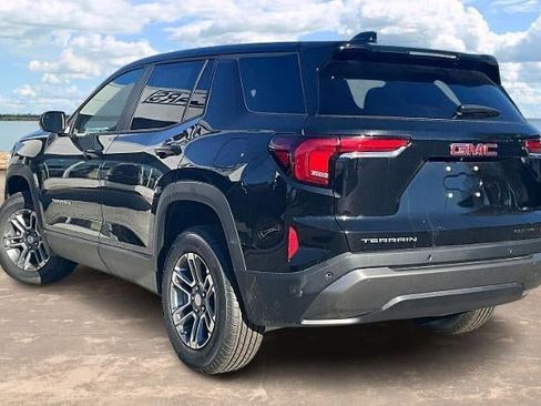New 2026 GMC Terrain Elevation FWD image 3