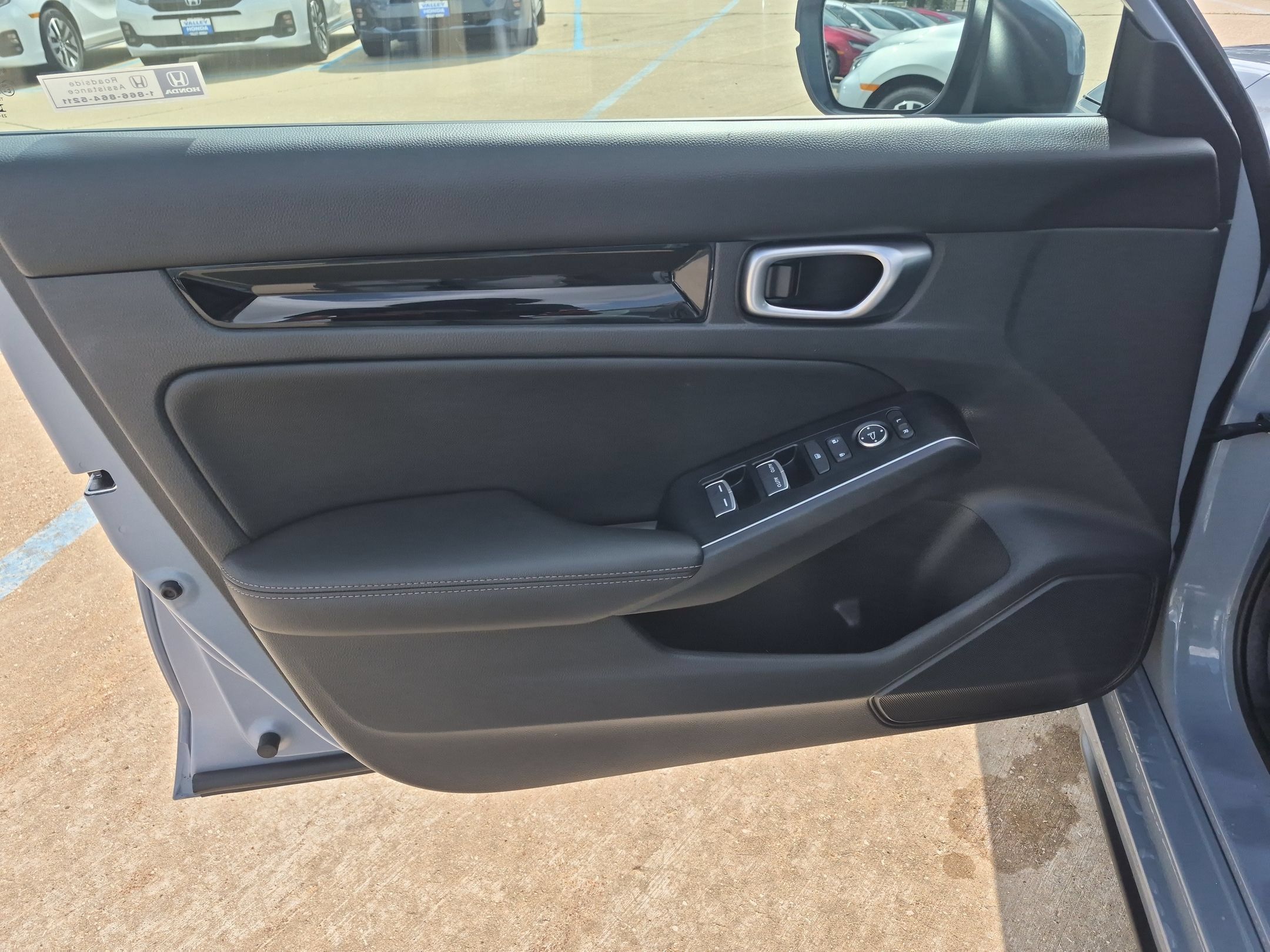 Used 2024 Honda Civic Sport Touring image 13