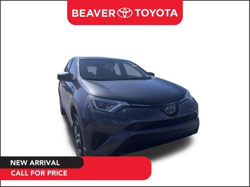 Used 2018 Toyota RAV4 LE w/ All Weather Liner Package image 1