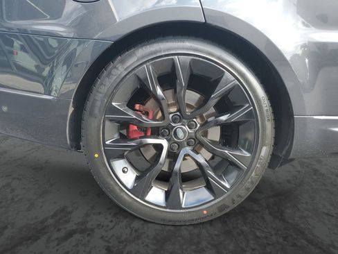 Used 2021 Land Rover Range Rover Sport HST AWD/4WD image 5