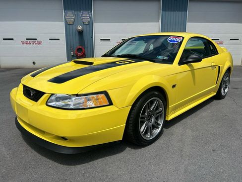 Used 2000 Ford Mustang GT RWD image 1