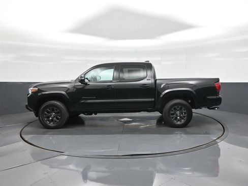 Certified 2023 Toyota Tacoma SR5 w/ Technology Package AWD/4WD image 4