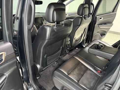 Used 2017 Jeep Grand Cherokee Limited AWD/4WD image 26