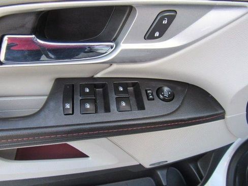 Used 2014 GMC Terrain SLE image 12