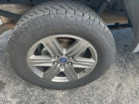 Used 2020 Ford F150 Lariat AWD/4WD image 23