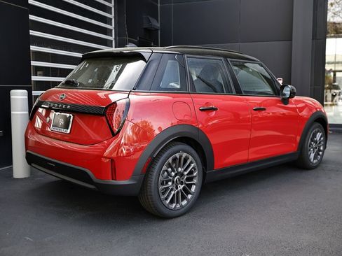New 2026 MINI Cooper 4-Door Hardtop image 6