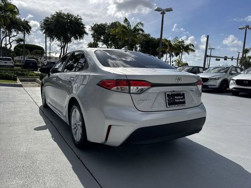 Used 2023 Toyota Corolla LE w/ LE Convenience Package FWD image 25
