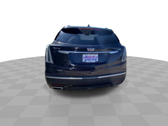 Used 2024 Cadillac XT5 Sportv w/ Platinum Package AWD/4WD image 9
