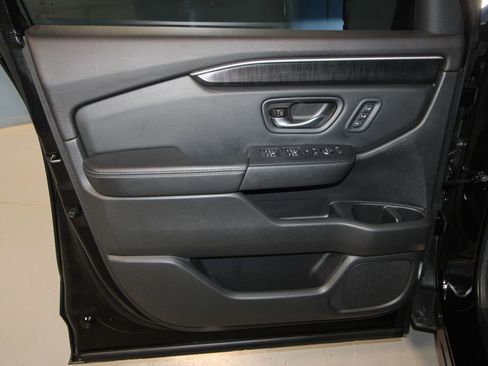 Used 2024 Honda Pilot Elite image 5