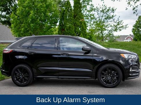 Used 2024 Ford Edge ST-Line w/ Class II Trailer Tow Package AWD/4WD image 4